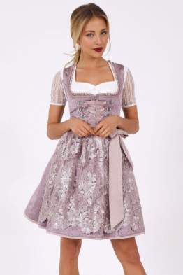 Lilafarbenes Dirndl